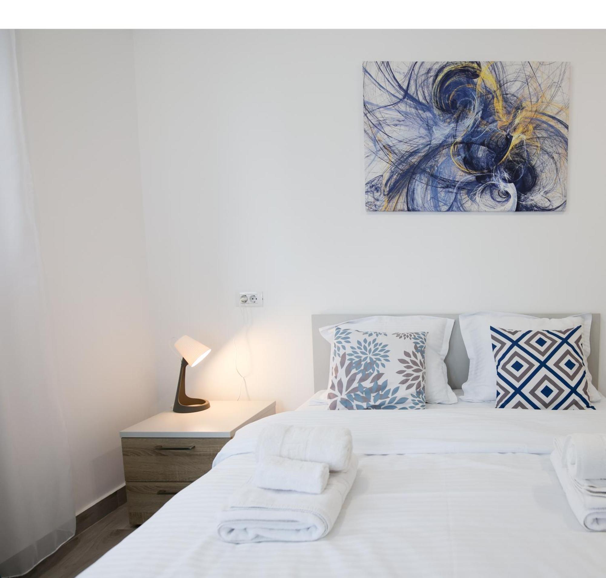 Vitan Central Oasis - Free Secured Private Parking - Self Check-In - Бухарест Номер фото